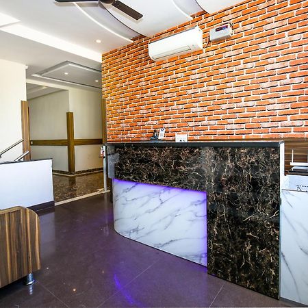 Hotel Woodcrest Zirakpur - Best Family Hotel By - A Unit Of Sidham Group Bagian luar foto